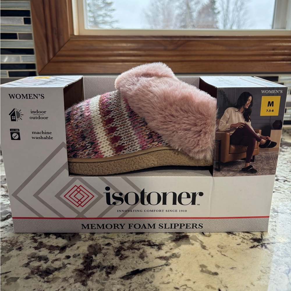 Isotoner Womens indoor/ outdoor slippers-Pink, White Sz Med